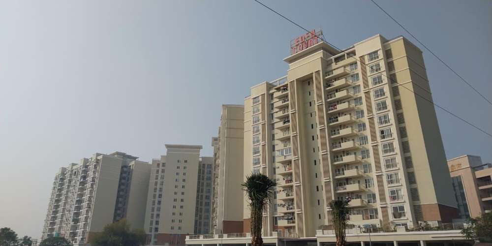 Acme Eden and Emerald Court